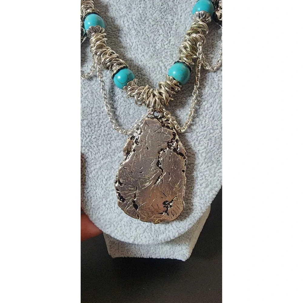 Boho Silver Tone Turquoise Bead Statement Necklace Organic Textured‎ Pendant